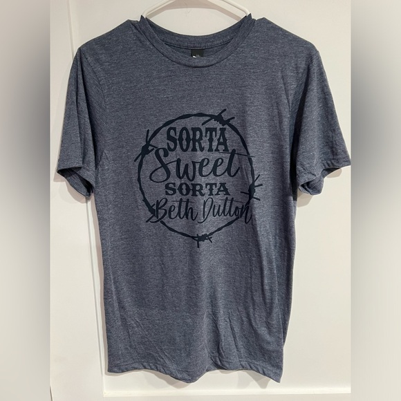 NWT Beth Dutton Tshirt _ Size Small - Picture 1 of 3
